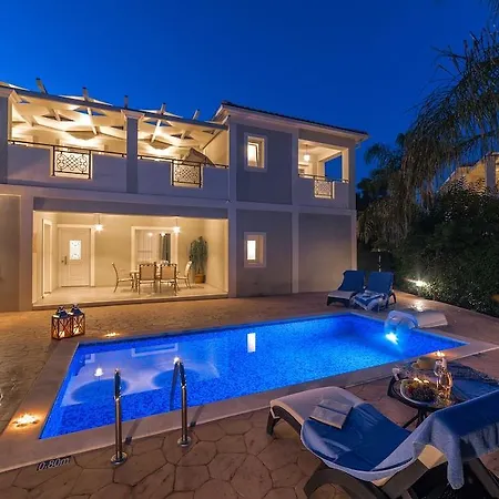 Villa Mamfredas Luxury *